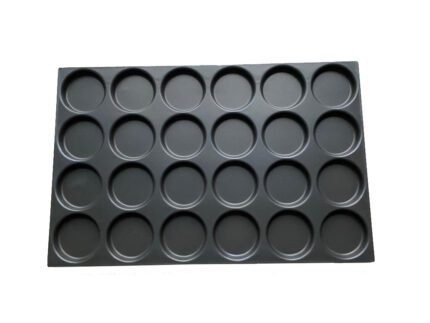 Bandeja hamburguesera estampada con revestimiento de teflón negro y múltiples cavidades redondas. Bandejas Estampadas Hamburgueseras