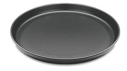 Molde para pizza enlozado de color negro con superficie lisa y bordes redondeados.