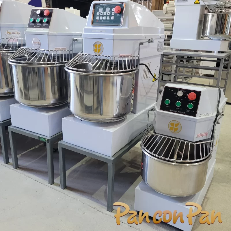 Amasadora industrial: cómo elegir la ideal para panadería o pastelería (4 a 200 kg)